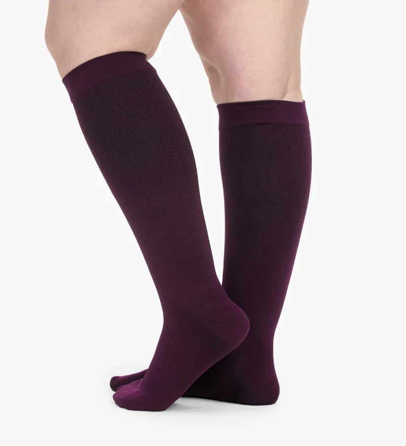 Wide Compression Socks For Pain Relief